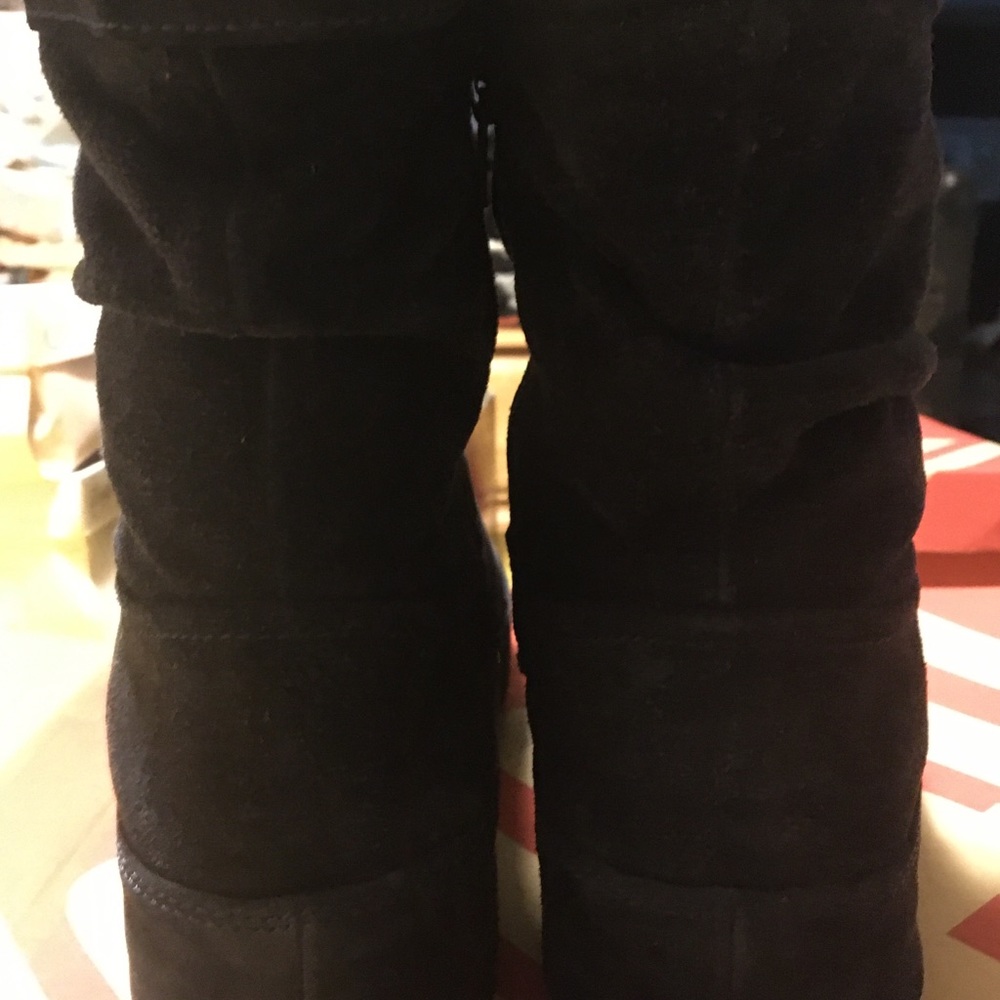 **SOLD**FitFlop Tall Navy Suede Crush Boot Women's Size 7, but Fits Like a 7/8 - Picture 11 of 11